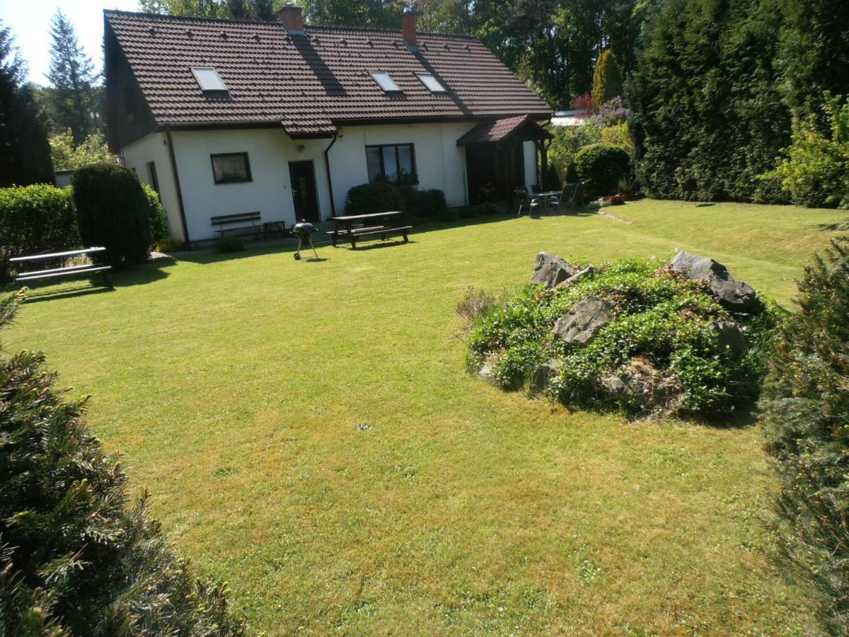 Ubytovani U Machova Jezera - Apartmany - Ludmila Grulisova Doksy  Exterior foto