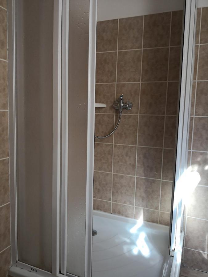 Ubytovani U Machova Jezera - Apartmany - Ludmila Grulisova Doksy  Exterior foto